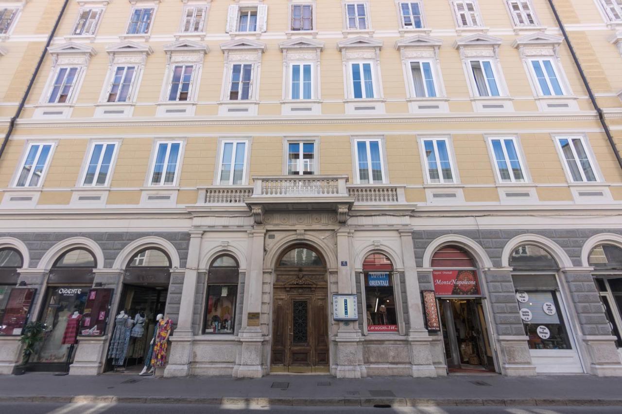 Nuovo Albergo Centro Trieste Exterior foto