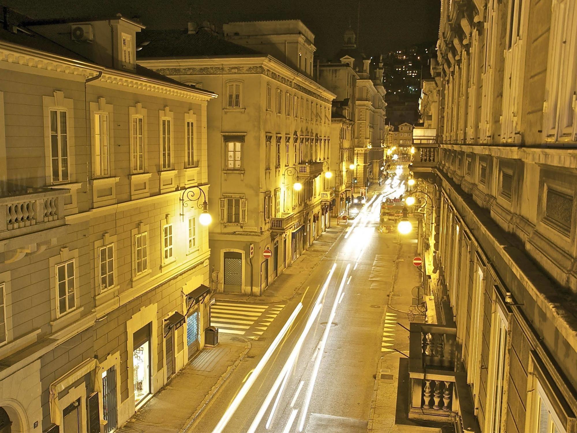 Nuovo Albergo Centro Trieste Exterior foto